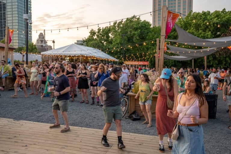 Spruce Street Dance Nights at Spruce Street Harbor Park