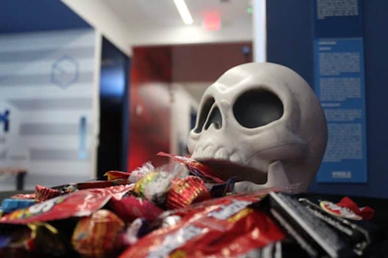 Trick or Treating at Museum of Illusions Philadelphia