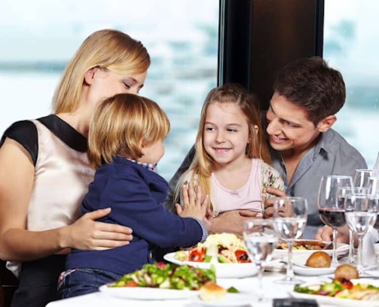 City Cruises Philadelphia Thanksgiving Day Early Dinner Cruise