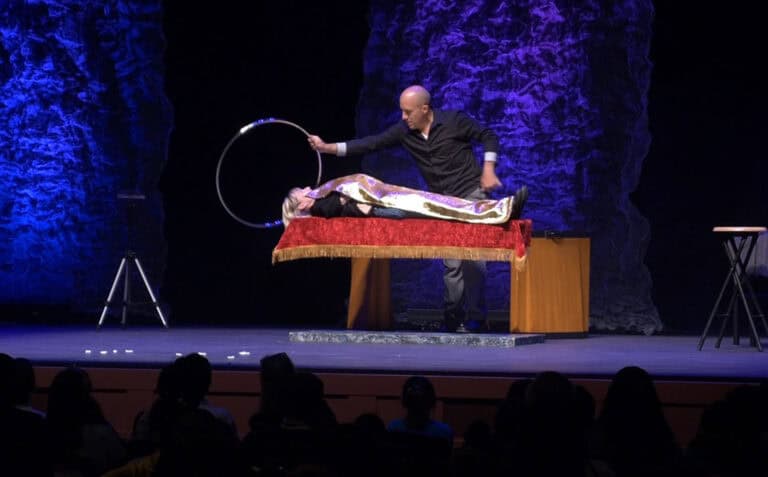 Bill Blagg: Family Magic (Philadelphia Children’s Festival)